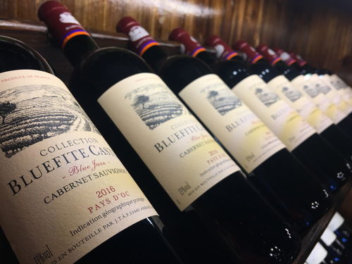 法国红酒品牌排行榜前十名(法国红酒品牌排行榜前十名拉菲)